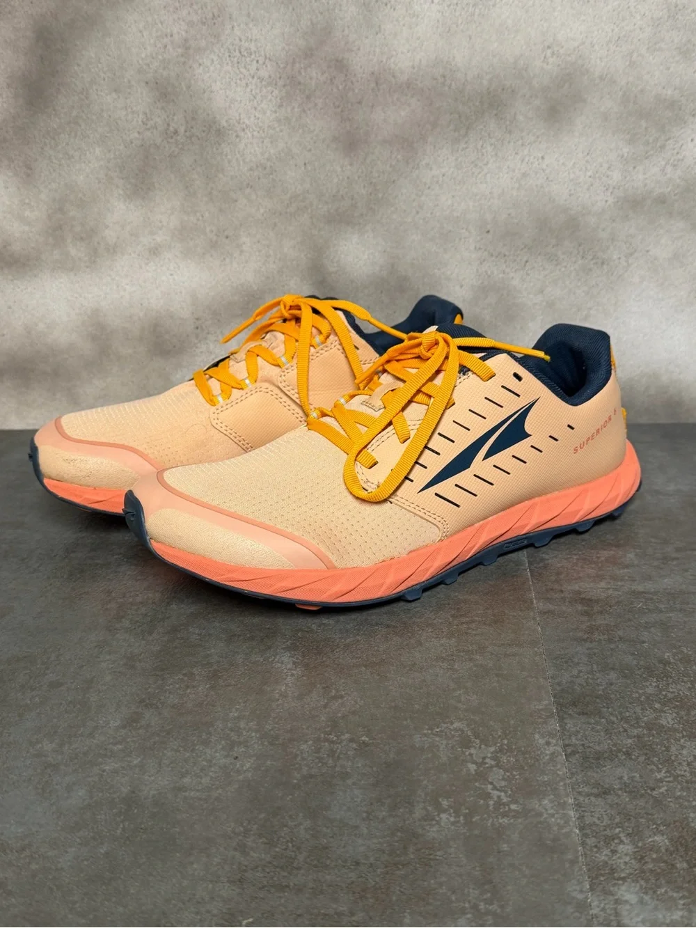 Altra Superior 5 Women’s Trail Running Shoes Dusty Pink Size 9